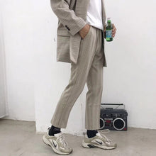 Load image into Gallery viewer, 2019 Spring And Summer New Korean Version Of Japanese Business Nine Points Plaid Casual Men's Trousers
